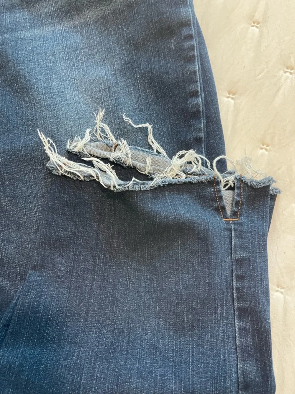 Time and Tru Dark Blue Cropped Straight Jeans - Picture 4 of 6